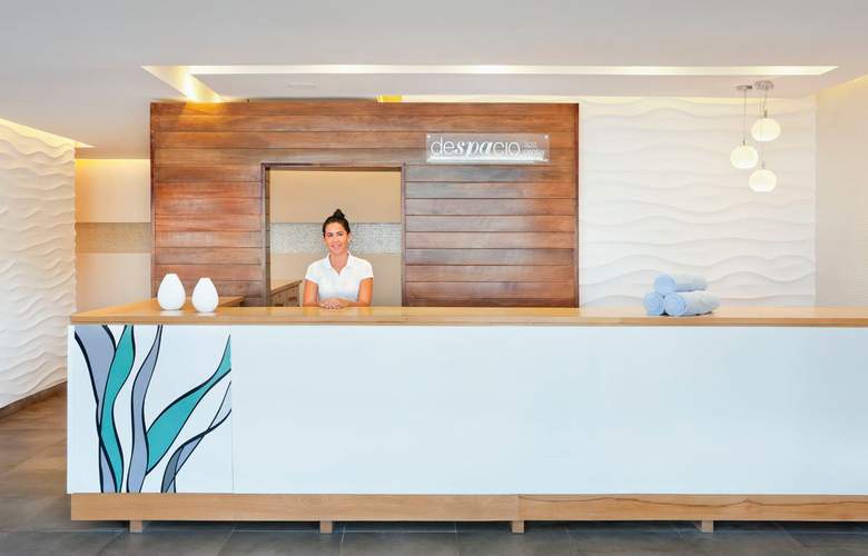 HOTEL OCEAN VISTA AZUL 2
