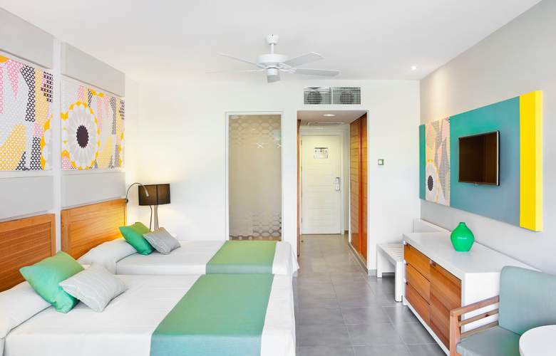 HOTEL OCEAN VISTA AZUL 3