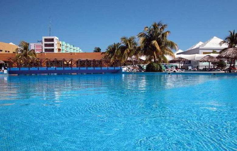 HOTEL ALLEGRO PALMA REAL 3