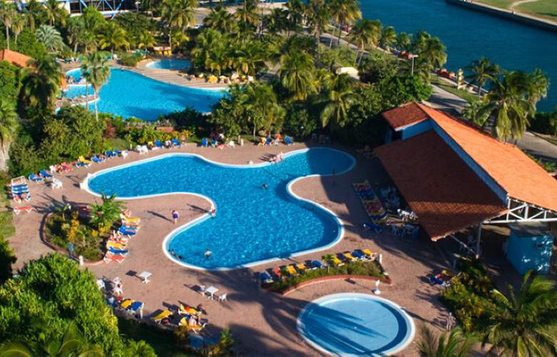 HOTEL PUNTARENA PLAYA CALETA 3