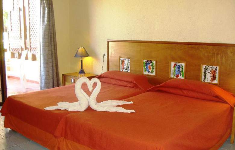 HOTEL ROC ARENAS DORADAS 3