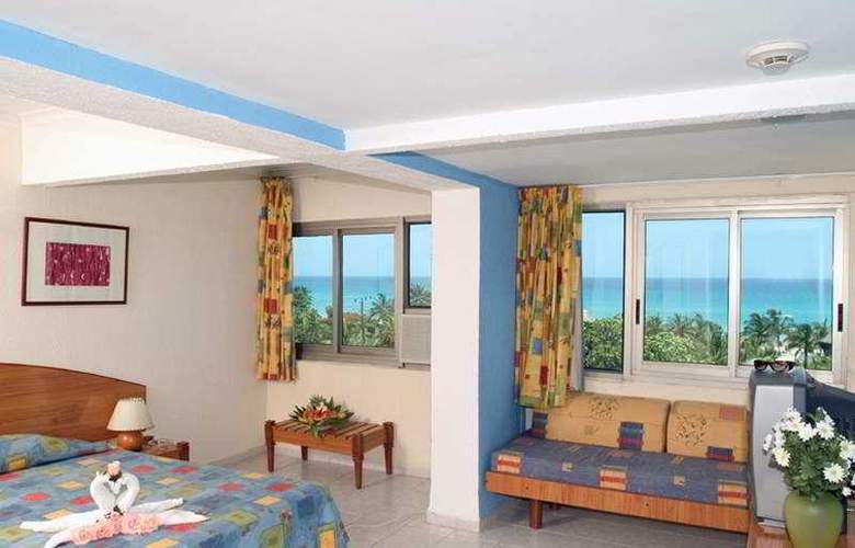 HOTEL SUNBEACH 2
