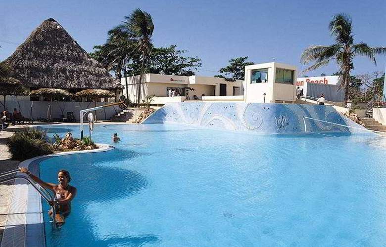 HOTEL SUNBEACH 3