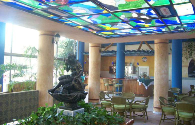 HOTEL SUNBEACH 4